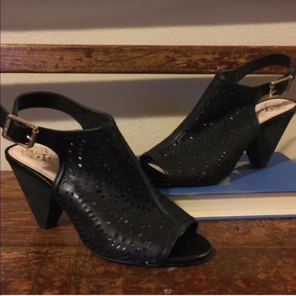 Vince Camuto Black “Envi” Cutout Slingback Chunky Heels - Picture 1 of 8